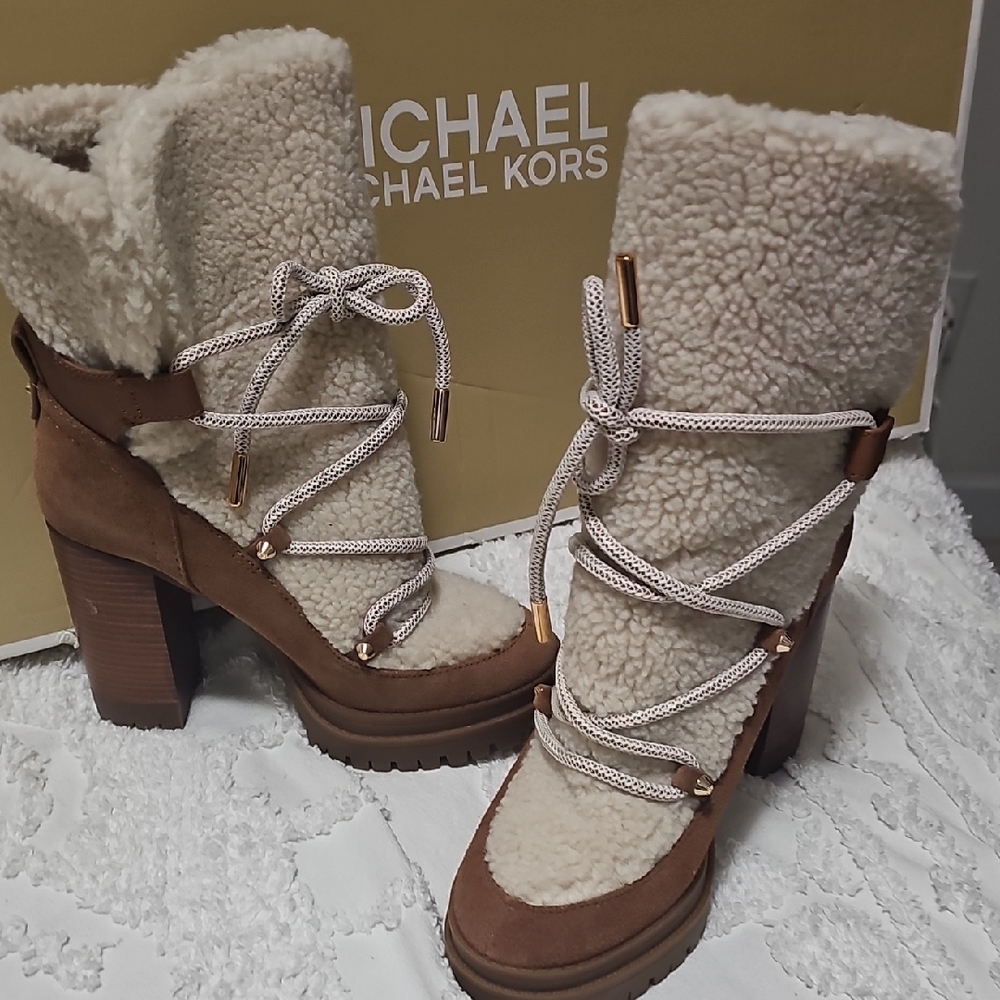 Michael Kors Heeled Boots - Cream and Brown